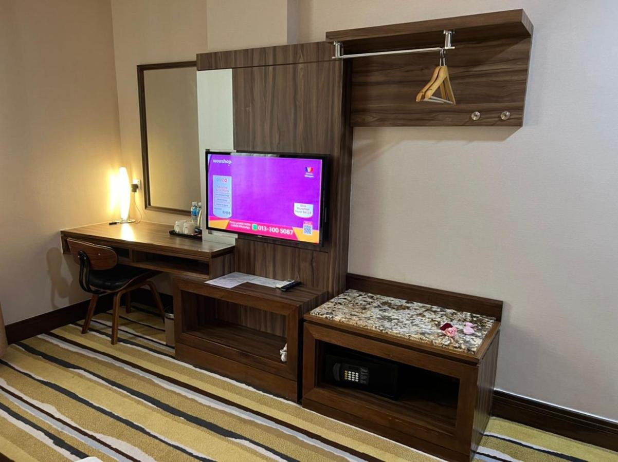 Nova Hotel Мірі Екстер'єр фото
